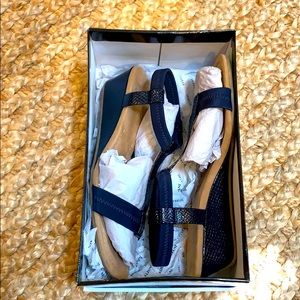 NEW Alfani wedge sandals